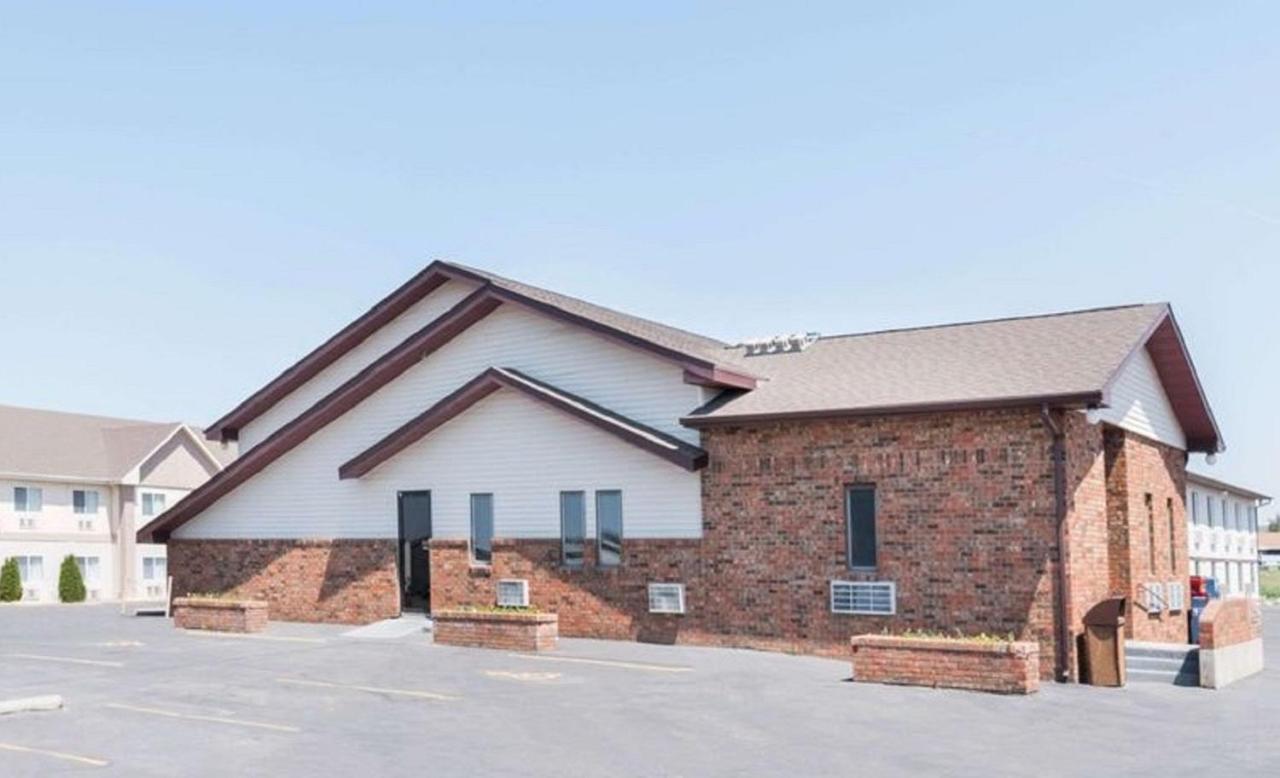 Glendive Lodge Exterior photo